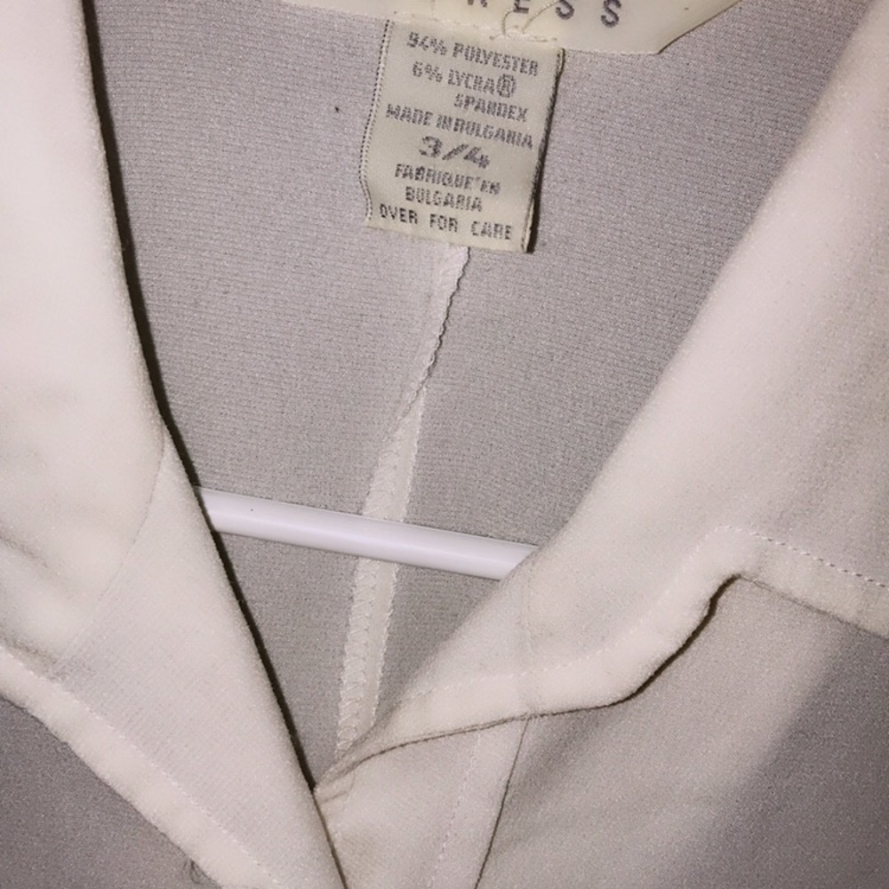 Express Cream Collard button up - Picture 2 of 2